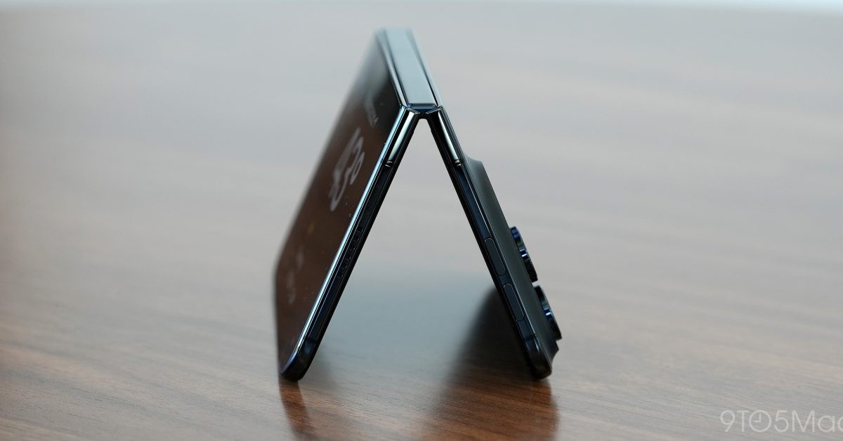 Обзоры iPhone Duo: Абсолютный лучший складной телефон, но не без компромиссов