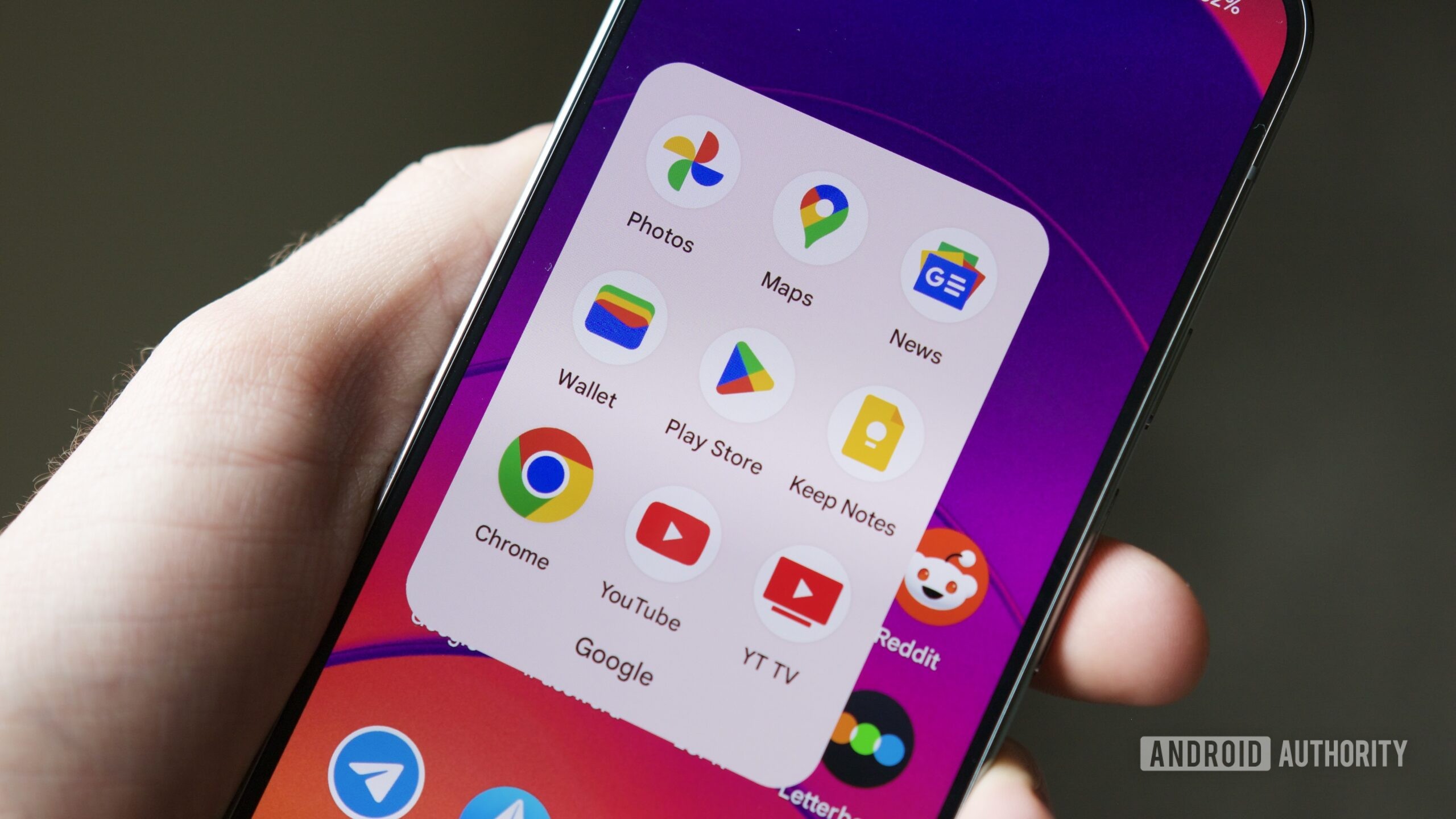 Google makes a privacy policy exception to use your Gmail and Photos data for ads