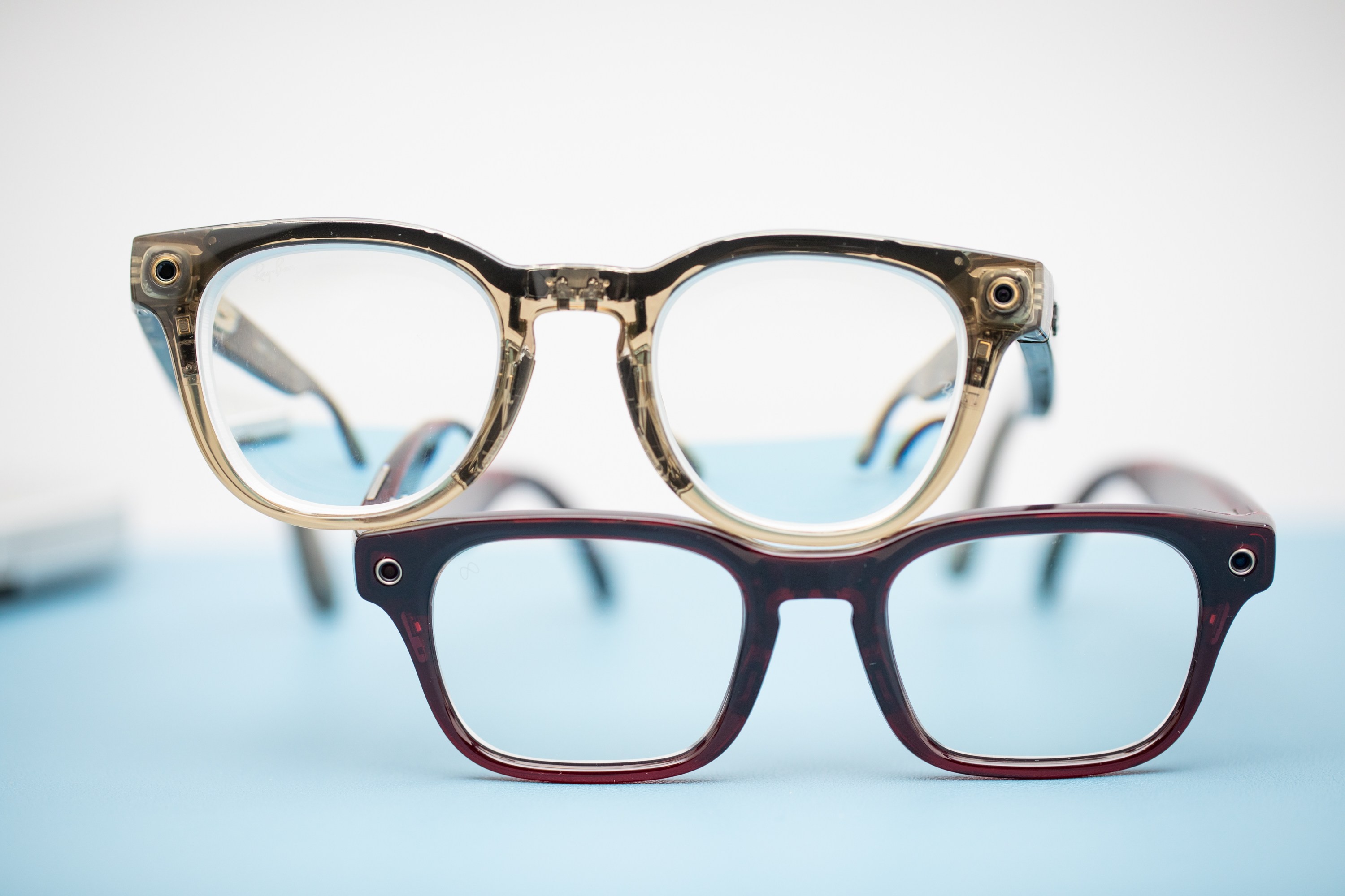 Meta updates smart glasses to fix privacy loophole with LED sensors