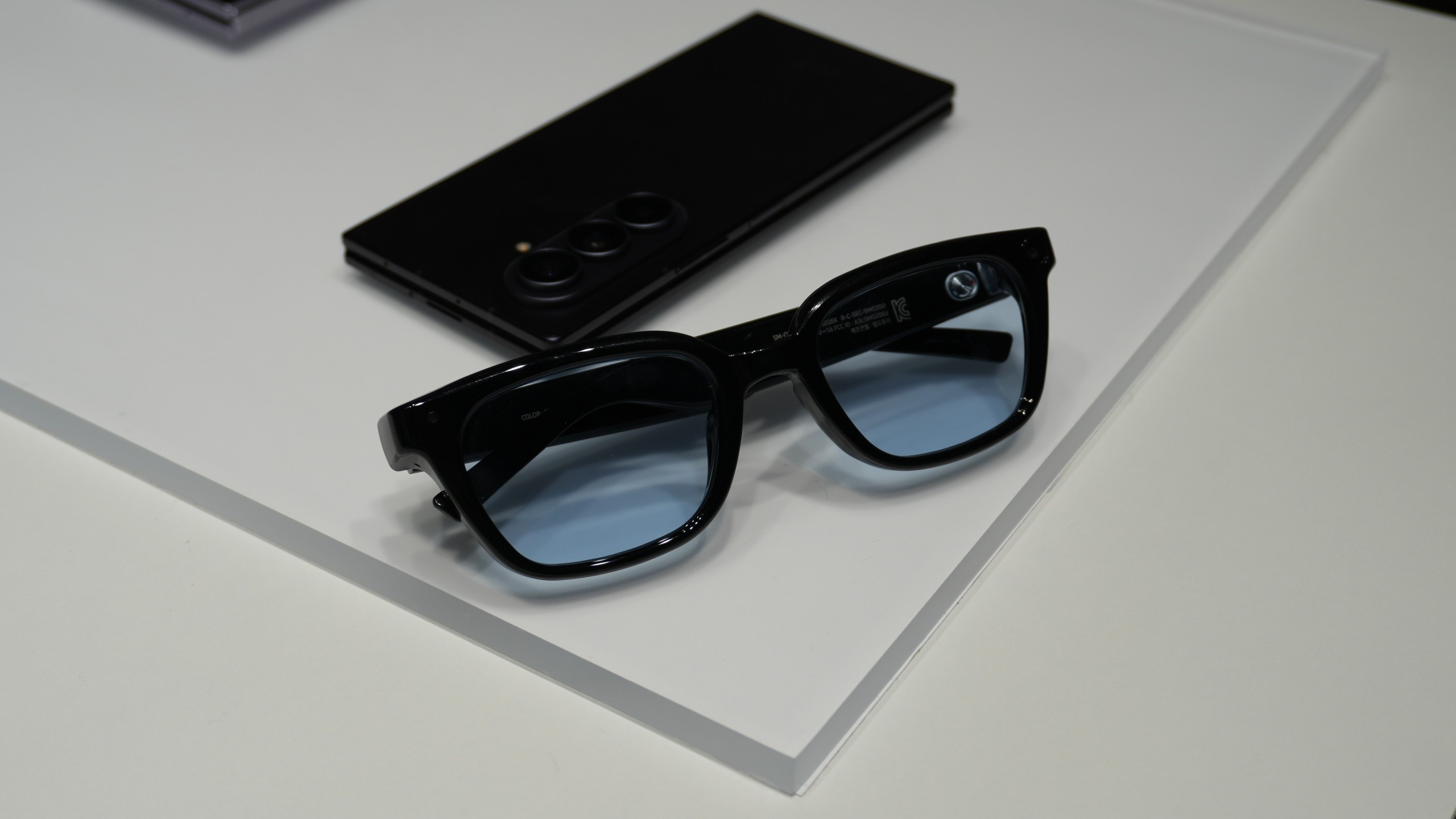 Samsung Intelligent Eyewear AI glasses may launch in December