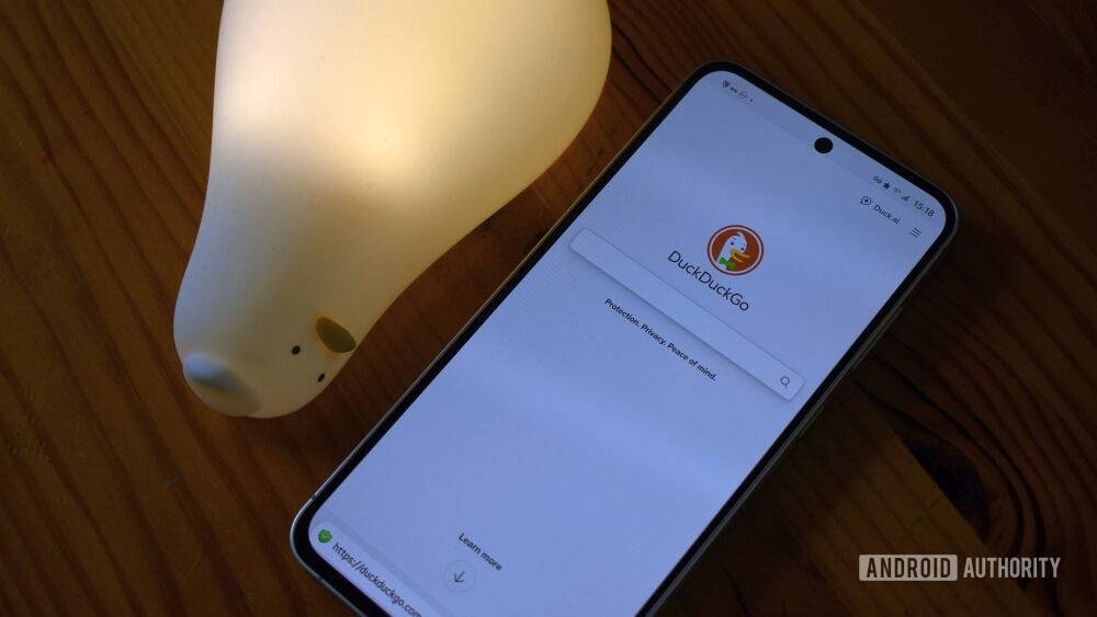 DuckDuckGo AI suhbatdoshi Gemini va ChatGPT ga munosib raqobadchimi?