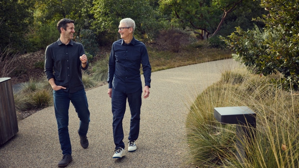 Tim Cook's parting message: Apple is in the hands of a product builder
