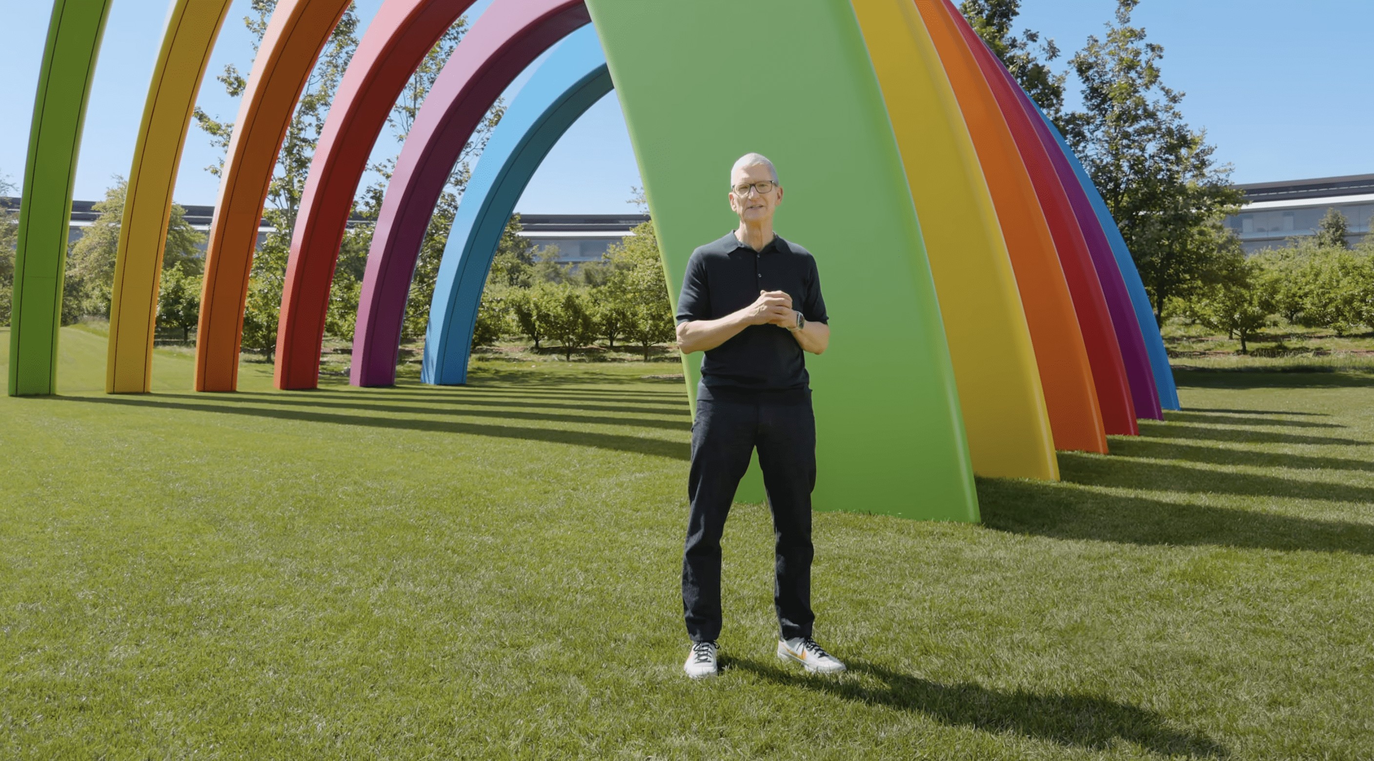 Read Tim Cook's final message as CEO to Apple staff