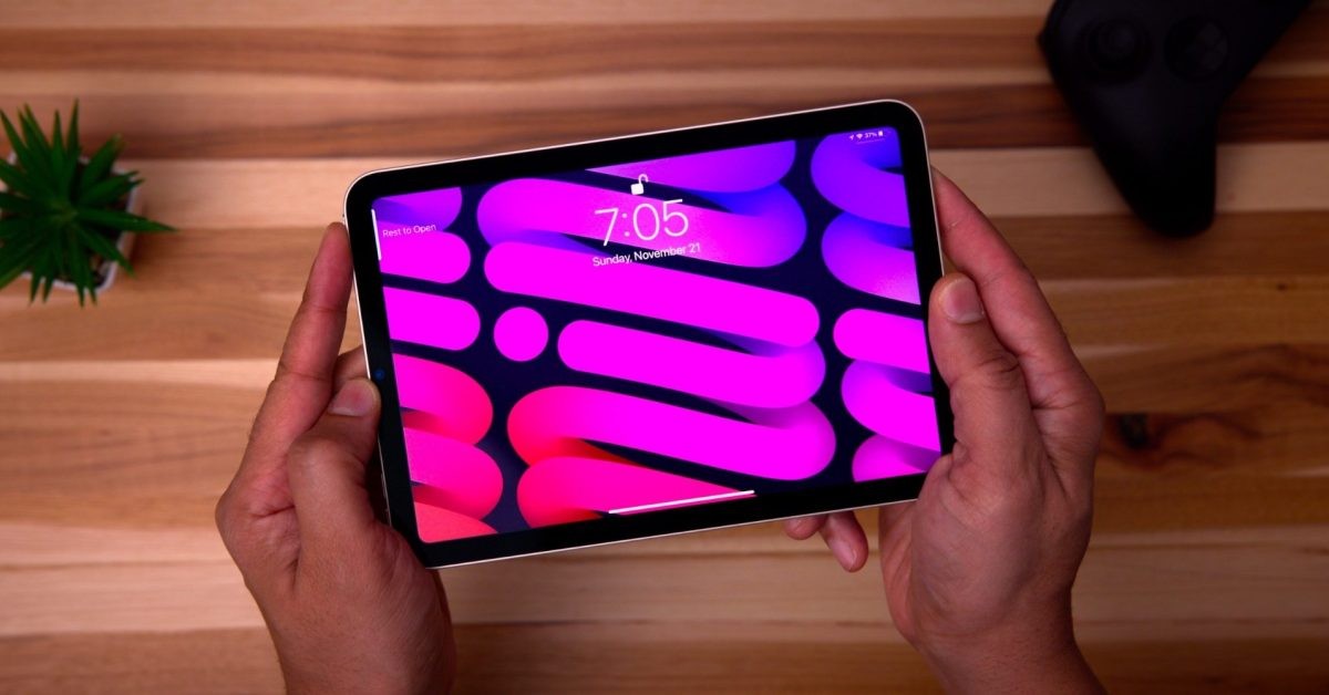 Bloomberg: New iPad mini with OLED display will be significantly more expensive than current model