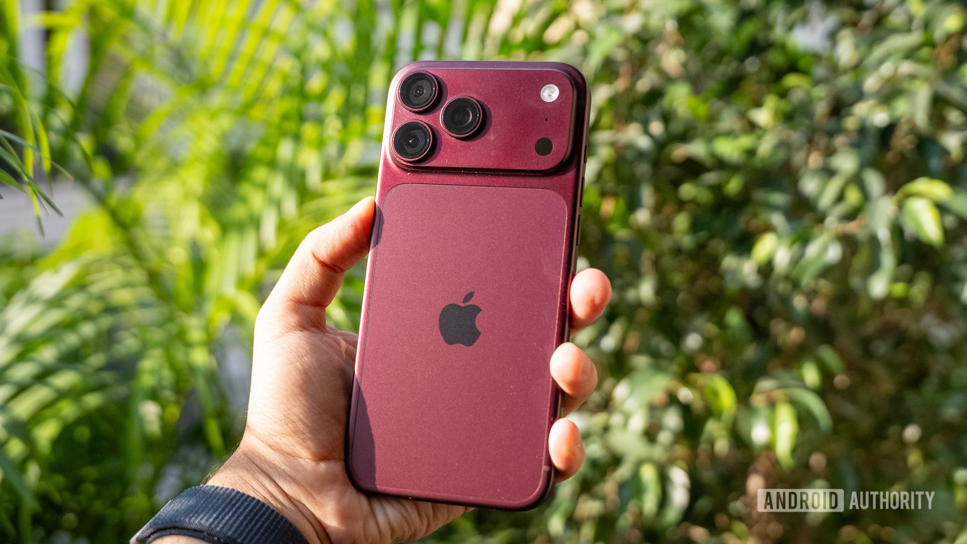 The iPhone 18 Pro and AI: Why Apple's approach stands out from Android