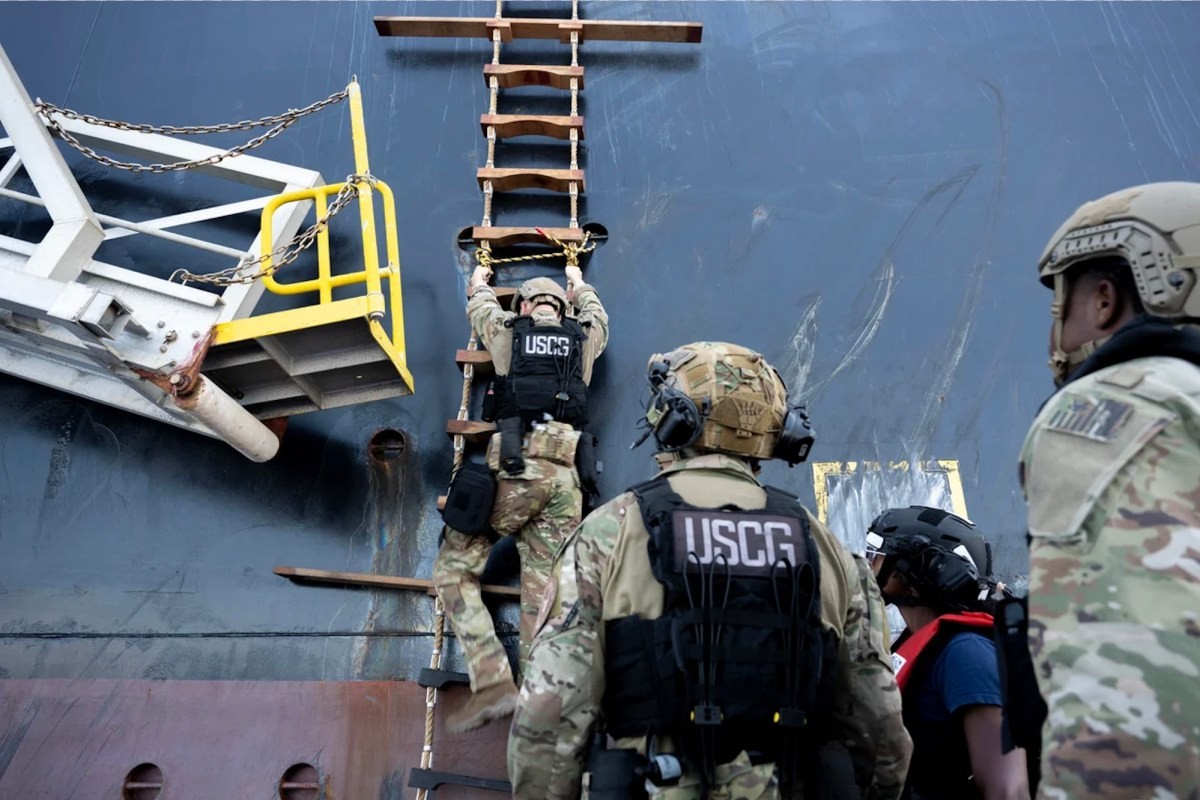 FBI and Coast Guard board hacked oil tankers heading to US coast