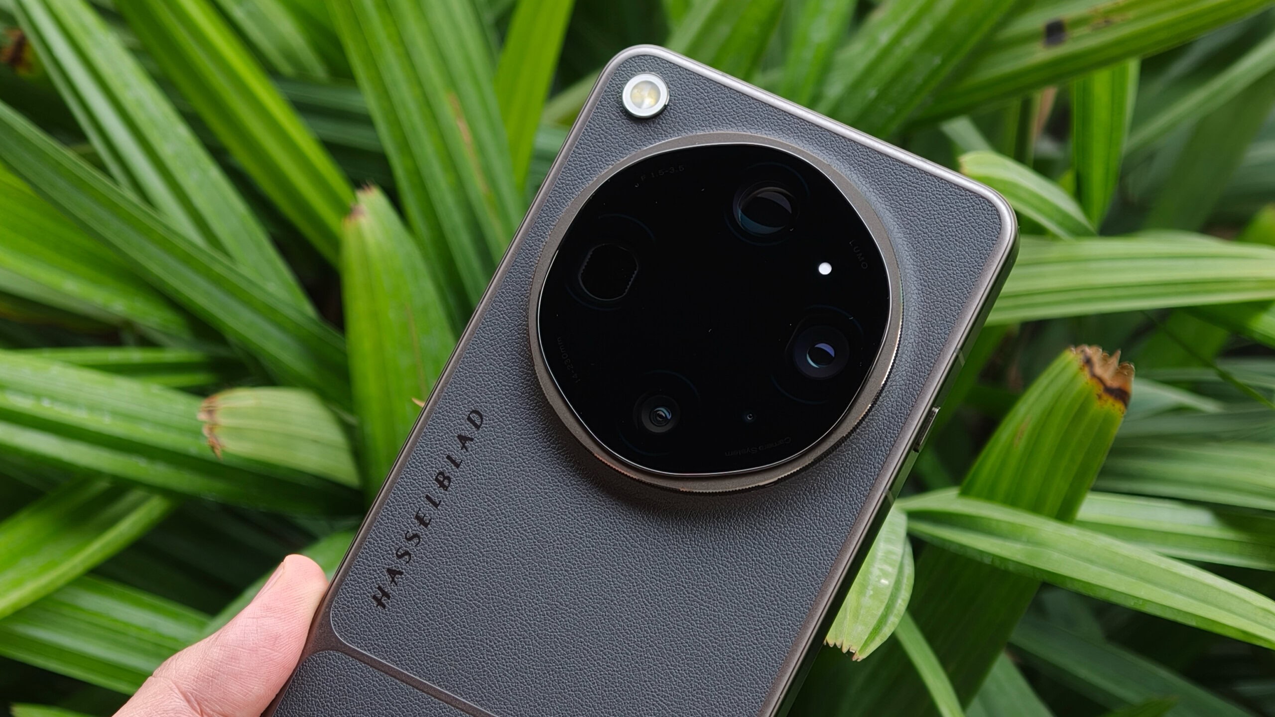 The world’s first triple-200MP camera phone has leaked