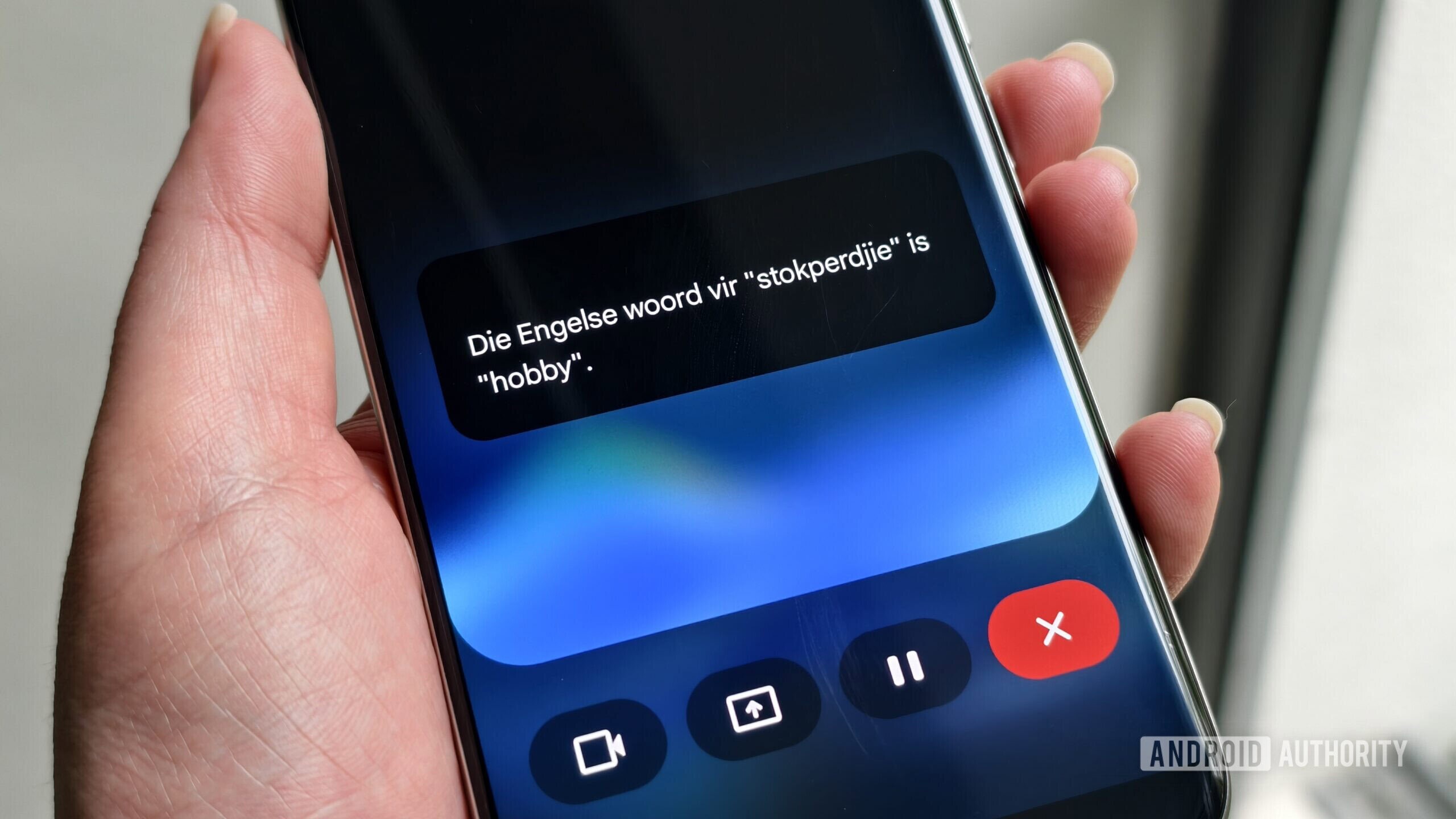 Google is testing a refreshed mobile UI for Gemini Live