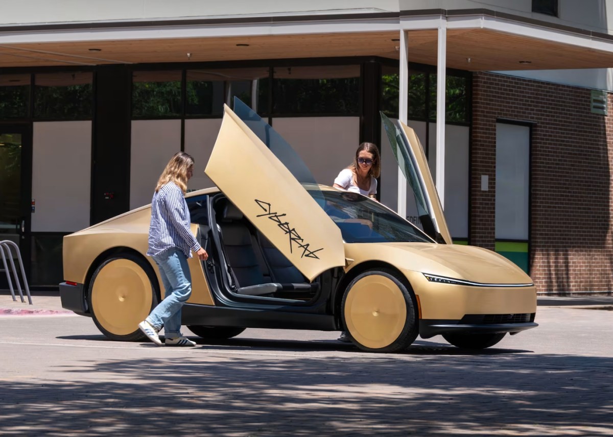 Tesla Cybercab: Bolalar uchun qat'iy cheklovlar