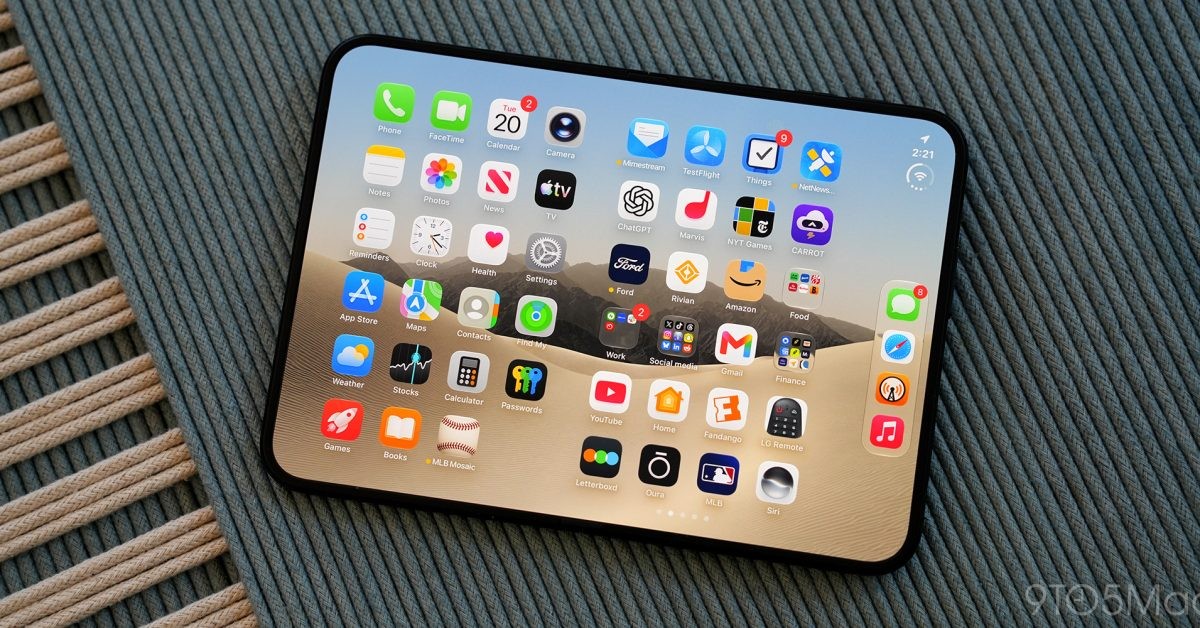 Apple responds to reports of iPhone Duo inner display cracking